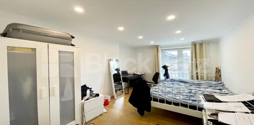 			LET , 4 Bedroom, 1 bath, 1 reception Apartment			 Long Lane, Borough / London Bridge